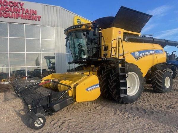 2023 New Holland CR9.90