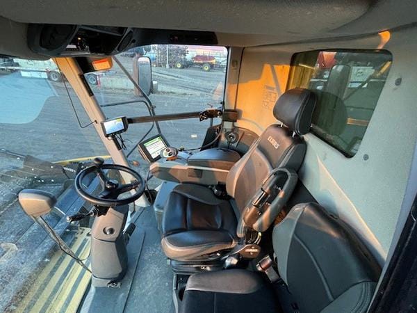 2019 Claas 670