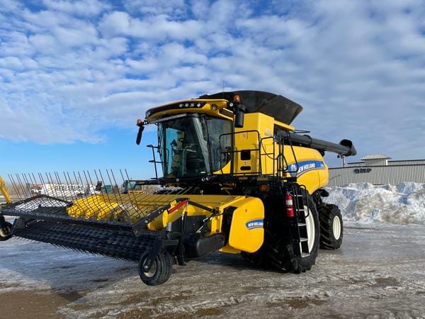 2018 New Holland CR8.90