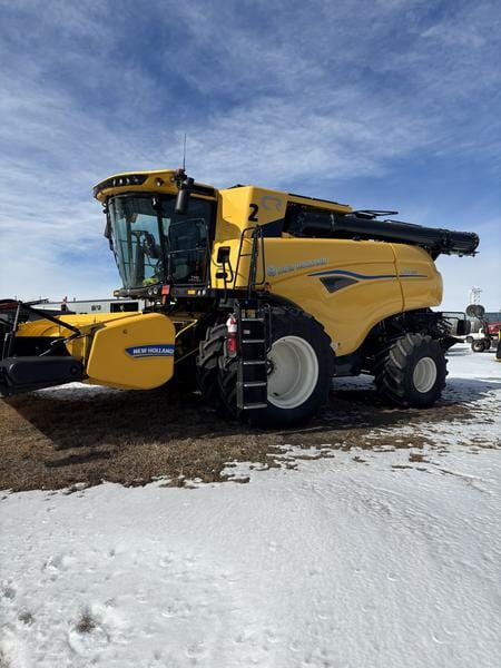 2024 New Holland CR8.90