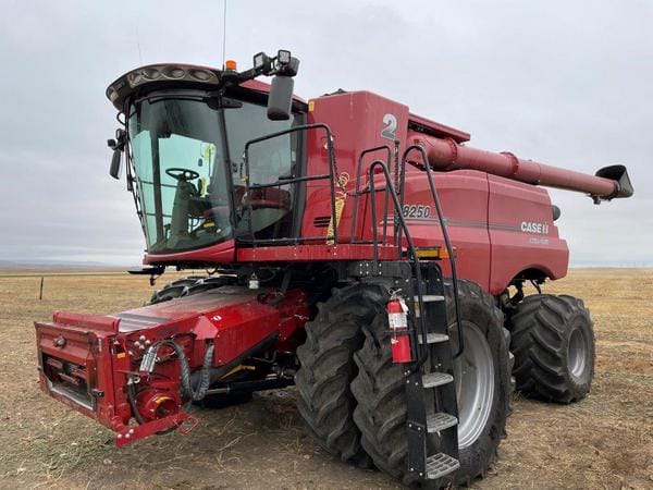2022 Case IH 8250