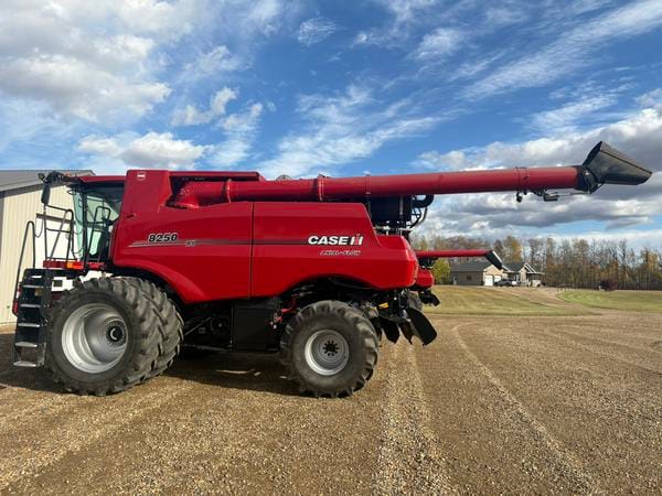 2021 Case IH 8250