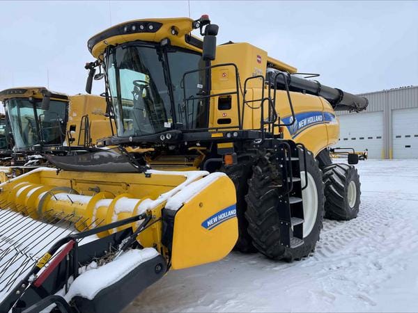 2021 New Holland CR9.90