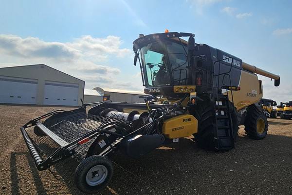 2015 Claas 670