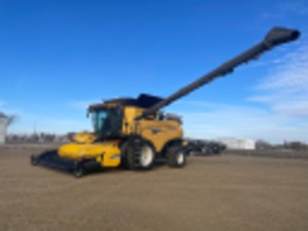 2024 New Holland CR9.90