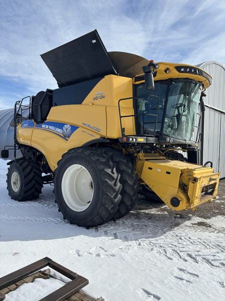 2022 New Holland CR9.90