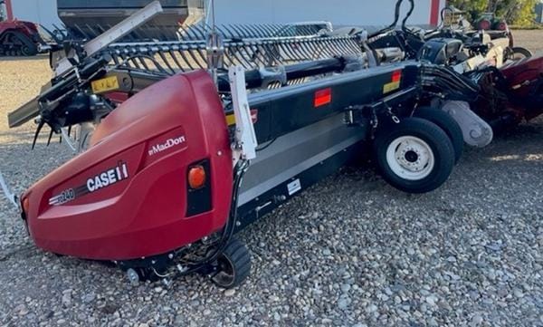 2024 MacDon FD240