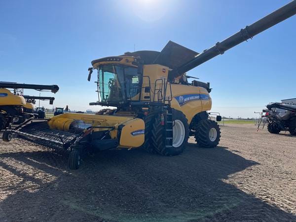 2019 New Holland CR9.90