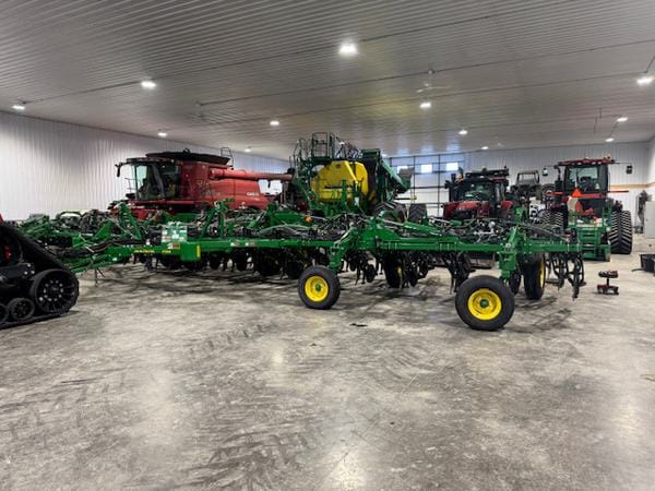2022 John Deere P556