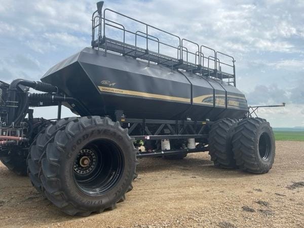 2025 Bourgault 3335-66
