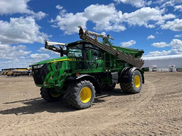 2024 John Deere 800R
