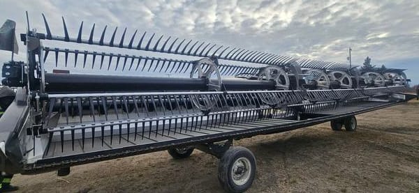 2023 MacDon FD240