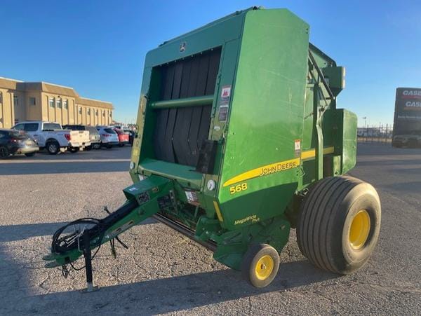 2011 John Deere 568