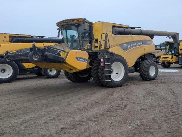 2019 New Holland CR8.90