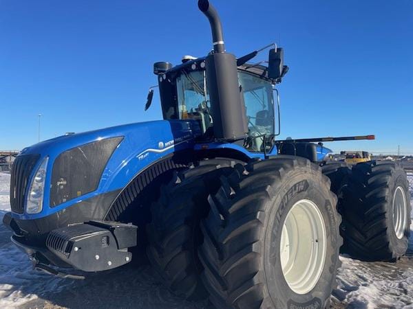 2025 New Holland T9.520