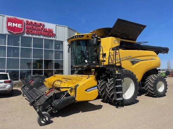2024 New Holland CR8.90