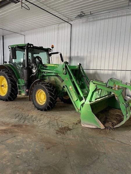 2016 John Deere 6130R
