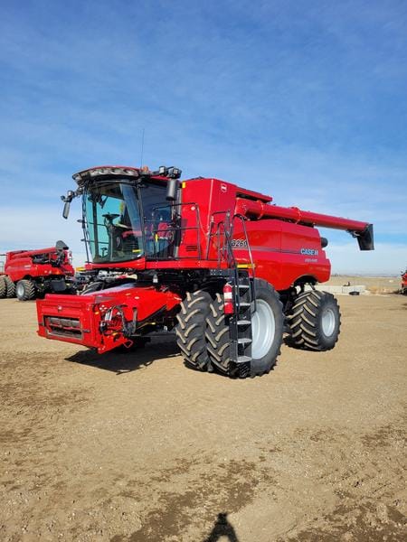 2025 Case IH 8260