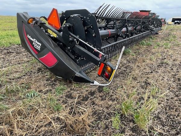 2018 MacDon FD140