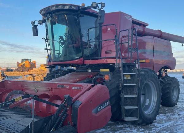 2017 Case IH 8240