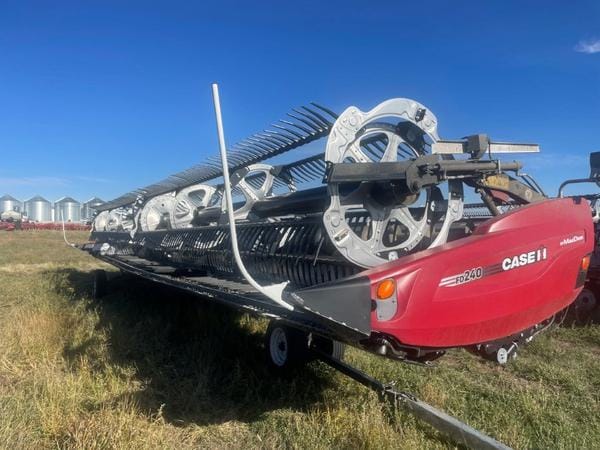 2025 MacDon FD240