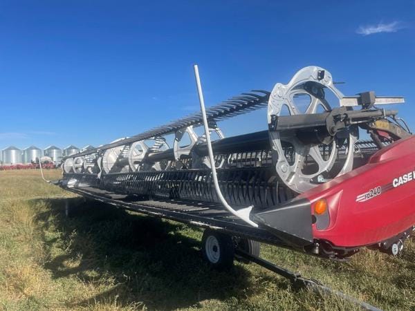 2025 MacDon FD240