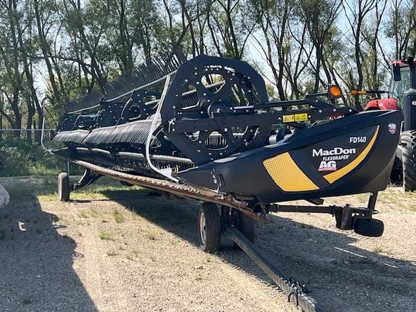2019 MacDon FD140