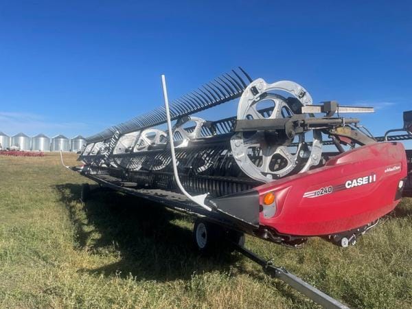 2025 MacDon FD240