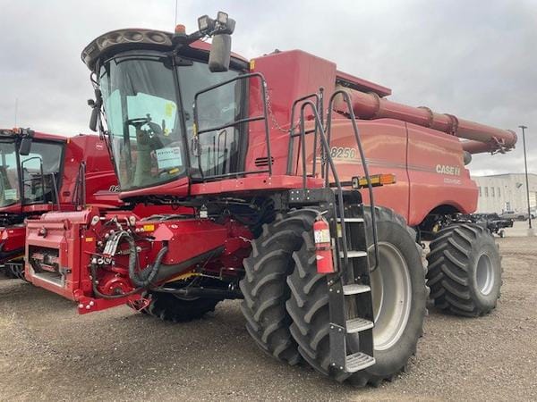 2021 Case IH 8250