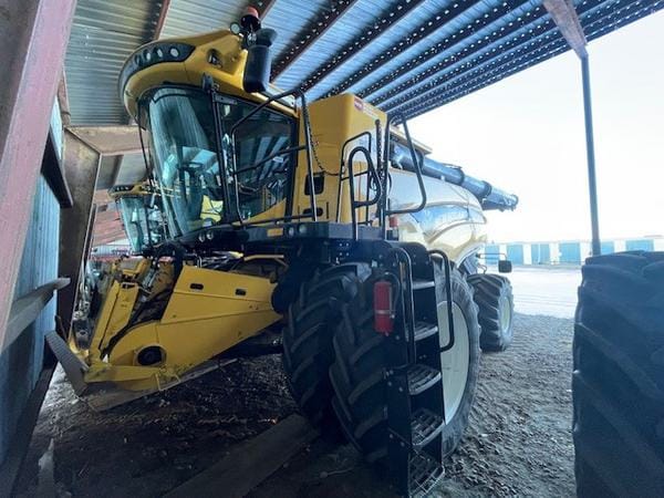 2019 New Holland CR10.90