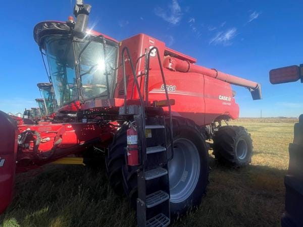 2025 Case IH 8260