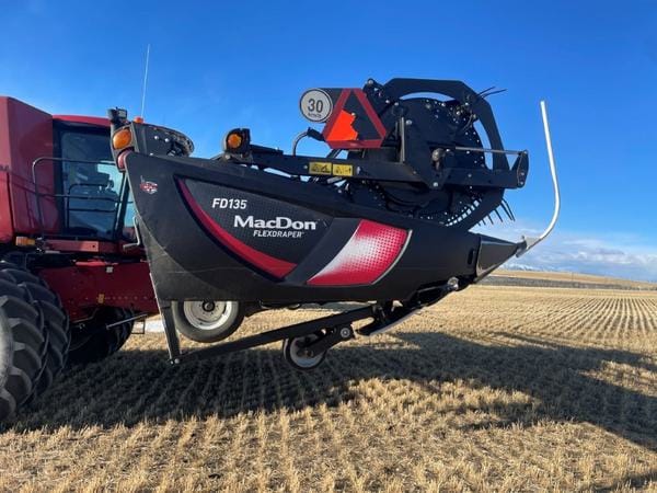 2019 MacDon FD135