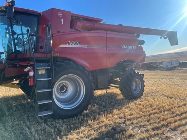 2022 Case IH 8250