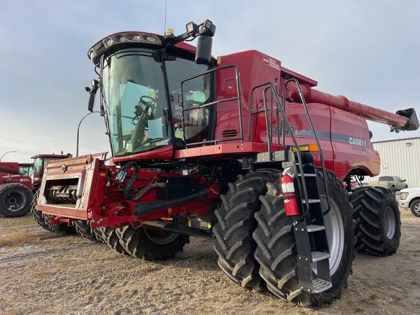 2017 Case IH 8240