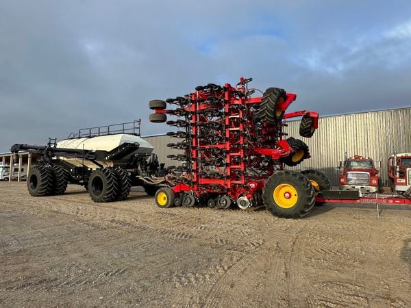 2024 Bourgault 3820-70