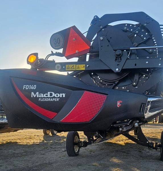 2021 MacDon FD140