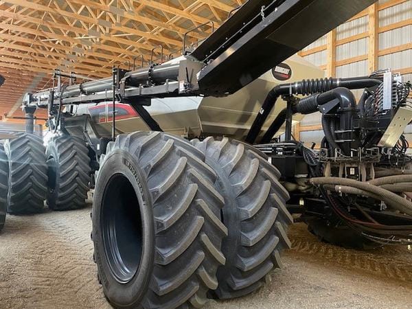 2024 Bourgault 9950