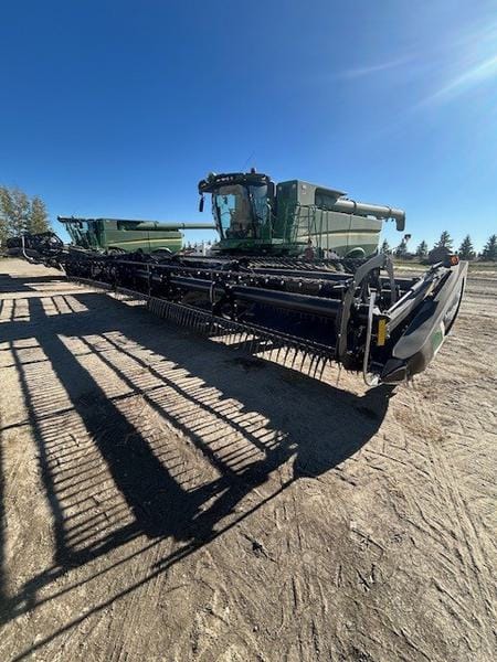 2019 MacDon FD140