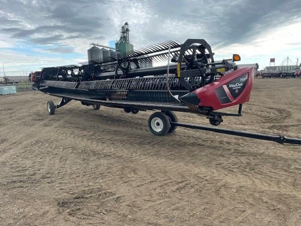 2021 MacDon FD135