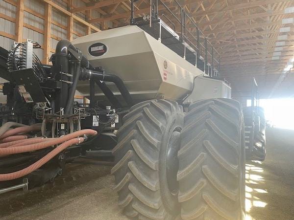 2024 Bourgault 9950