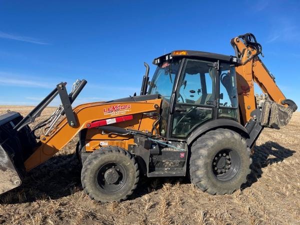 2022 Case Construction 580SNWT