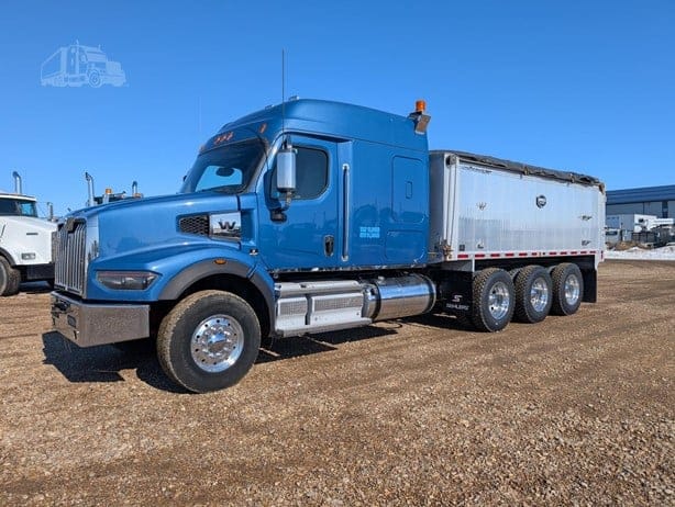 2023 WESTERN STAR 49X