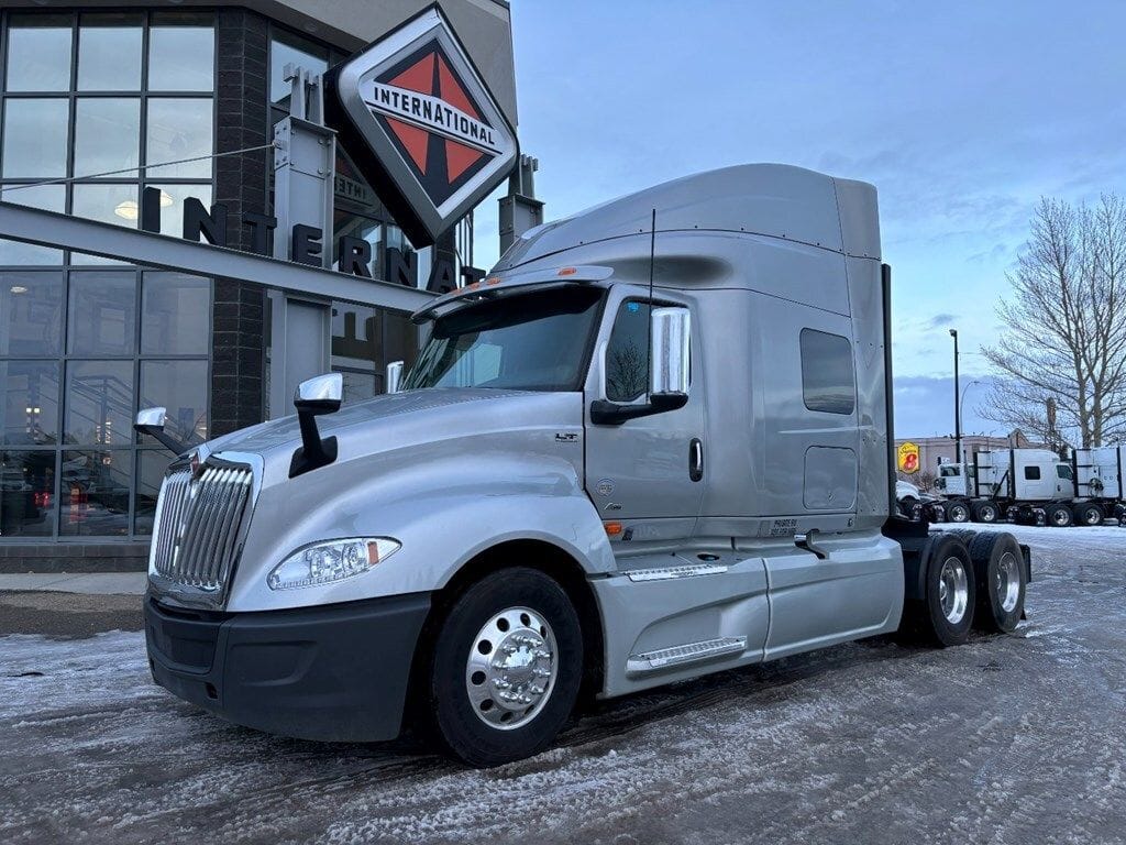 2019 International® LT 6x4