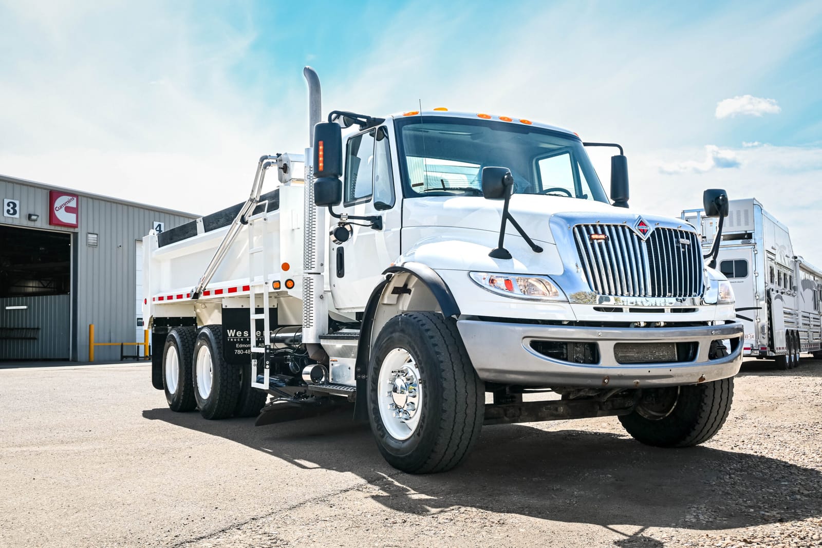 2019 International Workstar 7400
