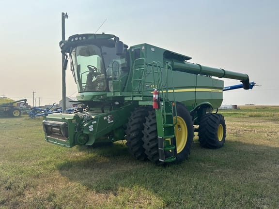 2021 John Deere S780