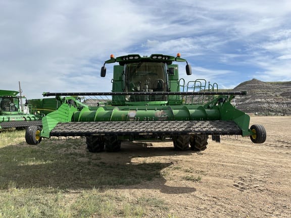 2014 John Deere S680
price reduced