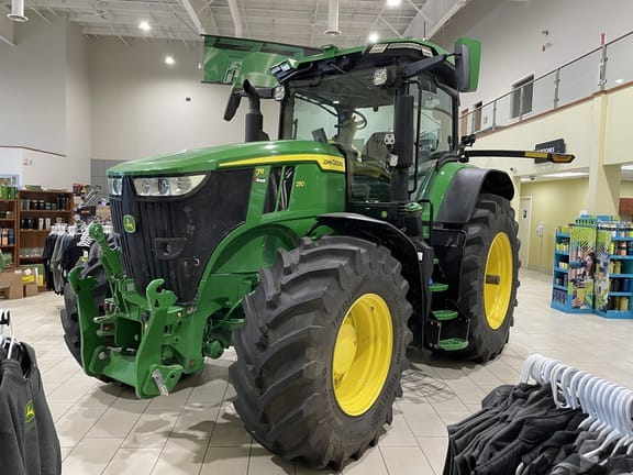 2023 John Deere 7R 250