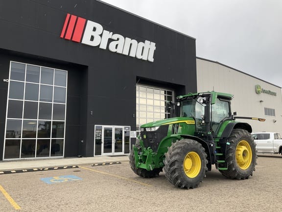 2023 John Deere 7R 230