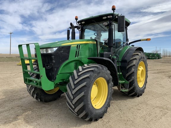 2017 John Deere 7230R