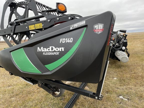 2019 MacDon FD140